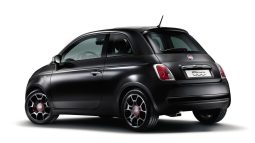 Renting Fiat 500 Hibrido lleno