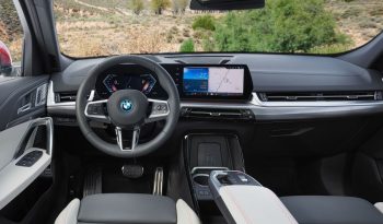 Renting BMW X2 sDrive lleno