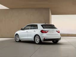 Renting Audi A1 Allstreet TFSI lleno