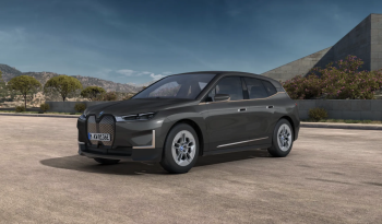 Renting BMW IX lleno