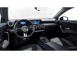 Renting Mercedes CLA Coupe 200 lleno