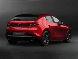 Renting Mazda 3 lleno