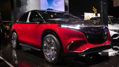 live-photos-of-mercedes-maybach-eqs-from-iaa-2021