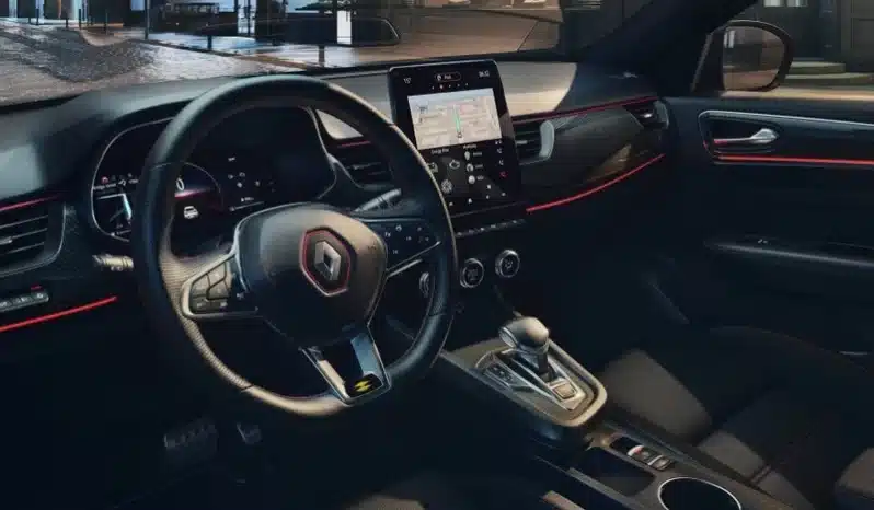 Renting Renault Arkana E-Tech Full Hybrid Evolution lleno