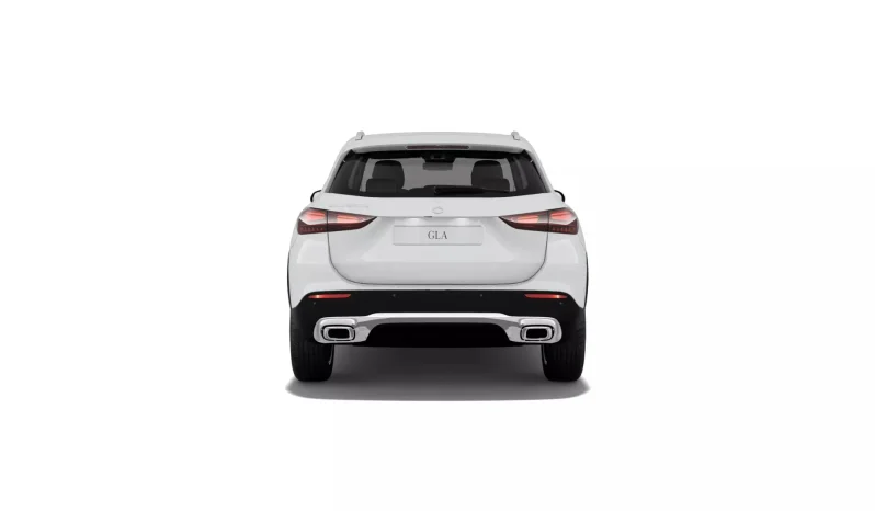Renting Mercedes GLA 250e Hybrid lleno
