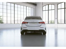 Renting Mercedes Clase A Híbrido Enchufable 250e lleno