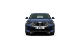Renting BMW IX2 Eléctrico lleno