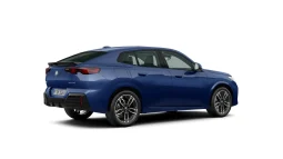 Renting BMW IX2 Eléctrico lleno