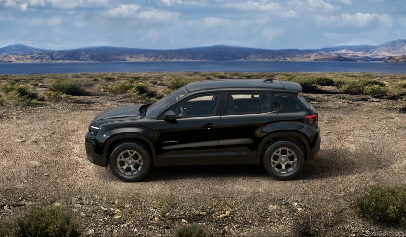 Renting Jeep Avenger 110 Altitude lleno