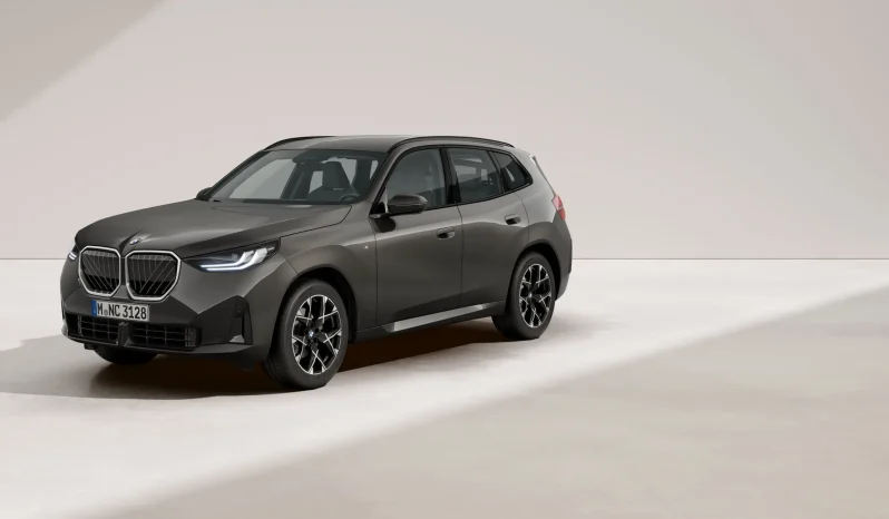 Renting BMW X3 xDrive 20d Híbrido lleno