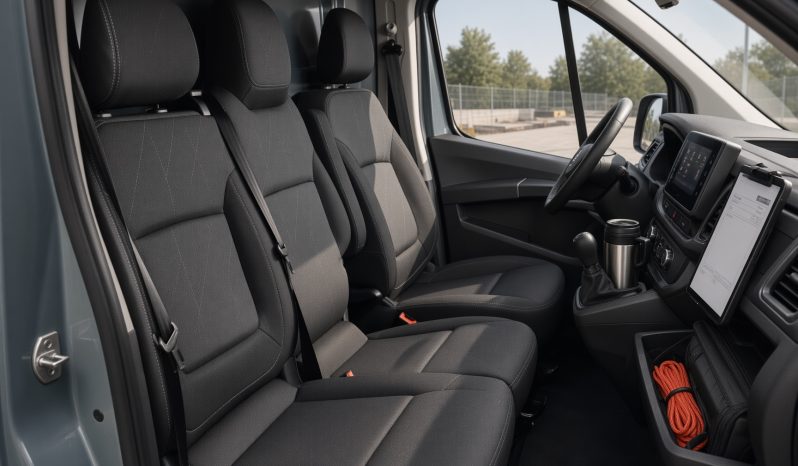Renting Nissan Primastar lleno