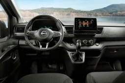 Renting Nissan Primastar lleno