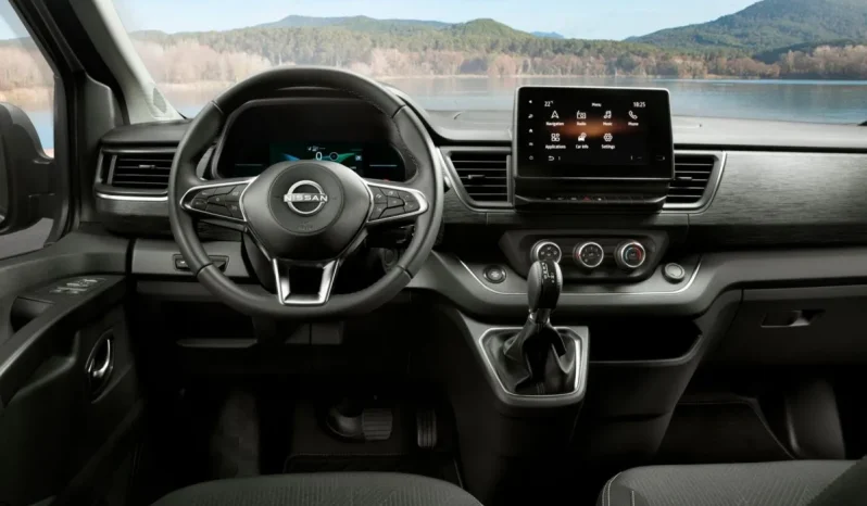 Renting Nissan Primastar lleno