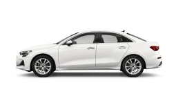 Renting Audi A3 sedan lleno