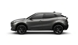 Renting Alfa Romeo Junior Ibrida 1.2 VGT lleno