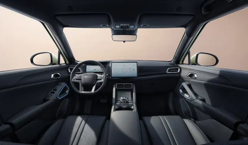 Renting BYD Atto 2 lleno