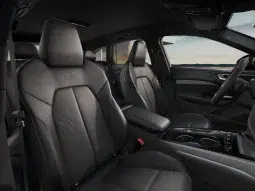 Renting Audi A5 Avant TDI lleno
